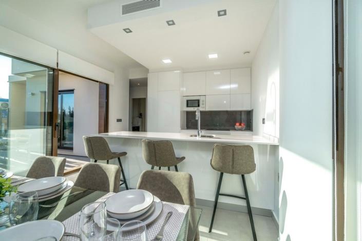 Image No.2-3 Bed Villa / Detached for sale