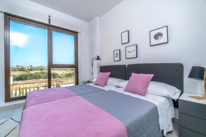 Image No.18-3 Bed Villa / Detached for sale