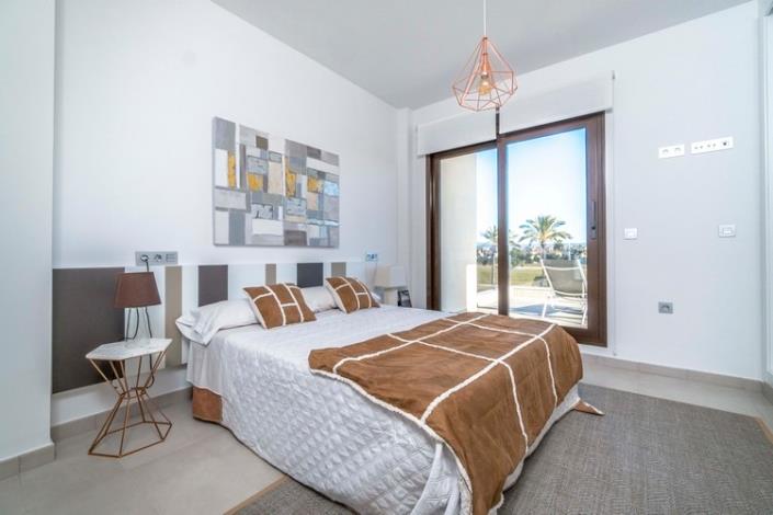 Image No.14-3 Bed Villa / Detached for sale