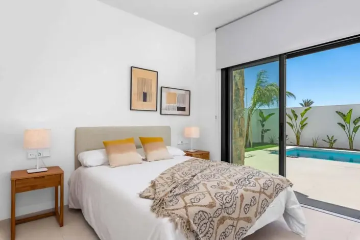 Image No.21-3 Bed Villa for sale