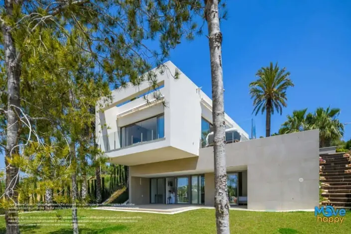 Image No.10-3 Bed Villa for sale