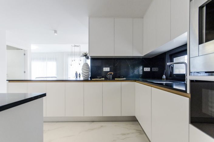 Image No.8-3 Bed Villa for sale