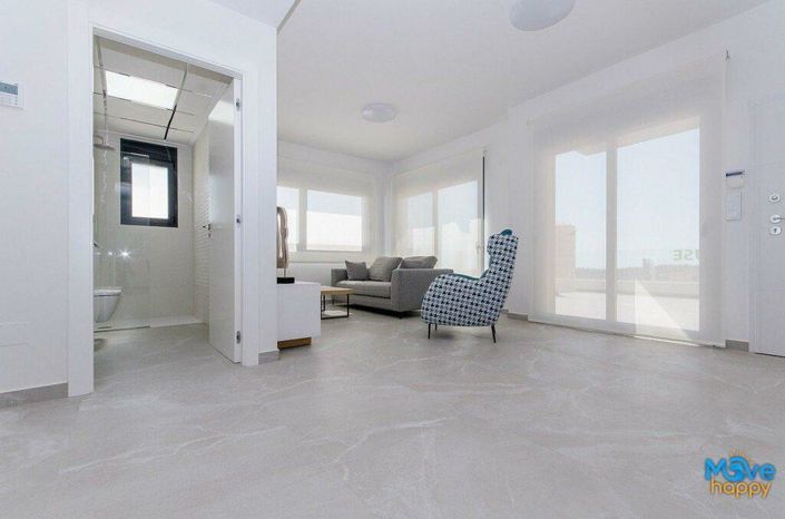 Image No.10-3 Bed Apartment for sale