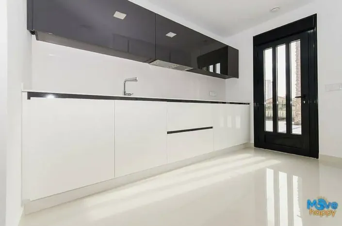 Image No.6-4 Bed Villa for sale