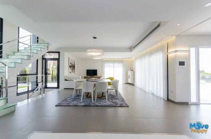 Image No.10-3 Bed Villa for sale