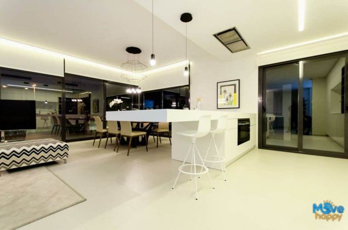 Image No.6-4 Bed Villa for sale