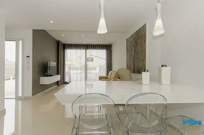 Image No.8-4 Bed Villa for sale