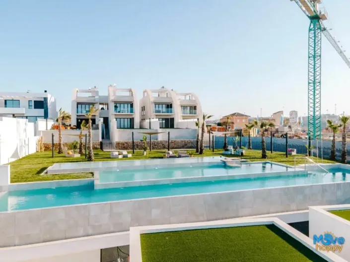 Image No.21-4 Bed Apartment for sale