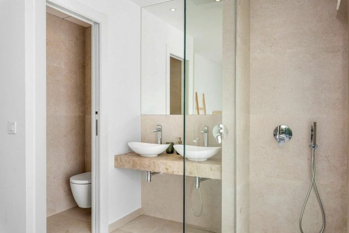 Image No.34-3 Bed Villa for sale