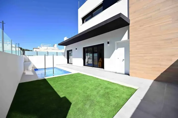 Image No.1-Villa de 2 chambres à vendre à Villamartin