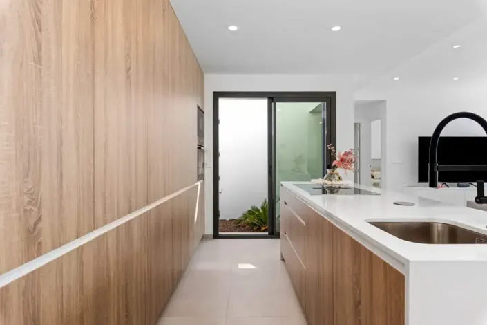 Image No.6-3 Bed Villa for sale