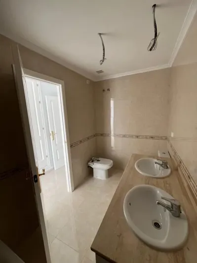 Image No.22-2 Bed Apartment for sale