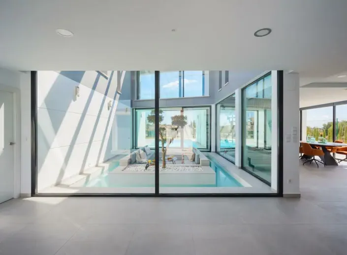 Image No.10-4 Bed Villa for sale