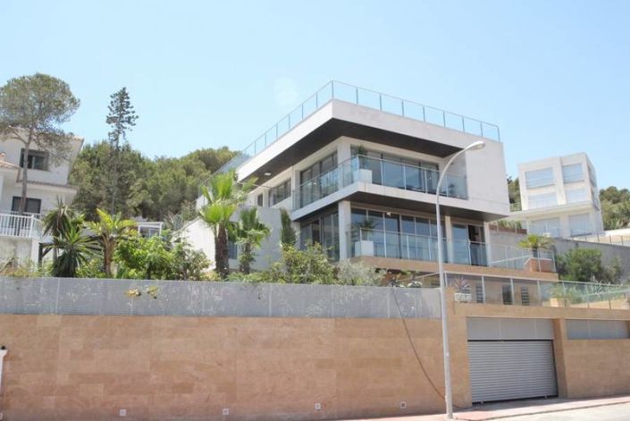 Image No.1-Villa de 4 chambres à vendre à Orihuela Costa