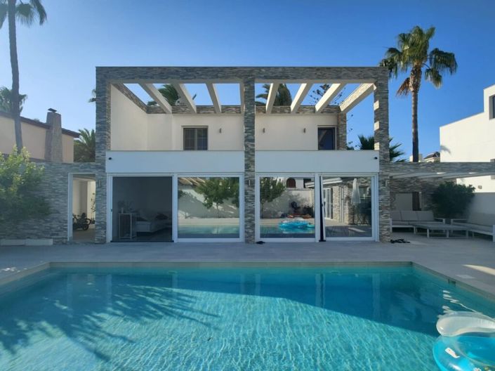 Image No.1-Villa de 4 chambres à vendre à La Zenia