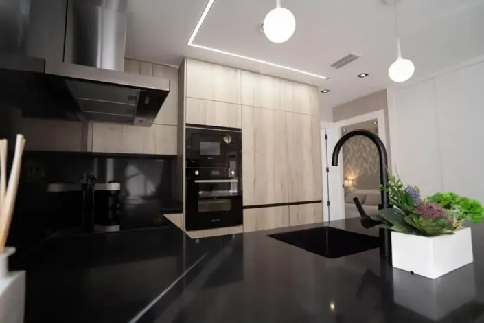 Image No.26-3 Bed Apartment for sale