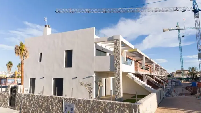 Image No.6-3 Bed Apartment for sale