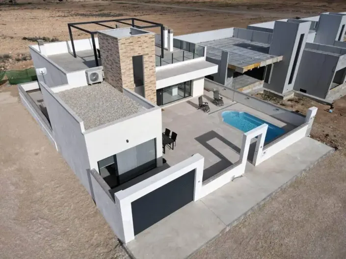 Image No.1-3 Bed Villa for sale