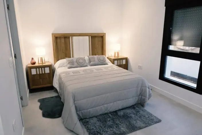 Image No.17-2 Bed Townhouse for sale