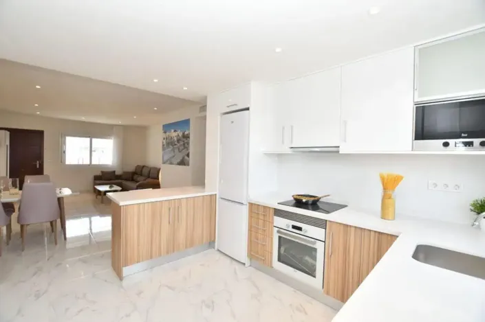 Image No.12-2 Bed Apartment for sale