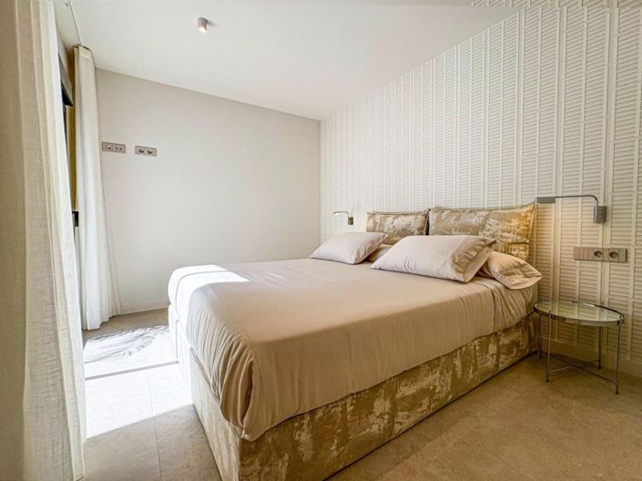 Image No.13-5 Bed Villa for sale