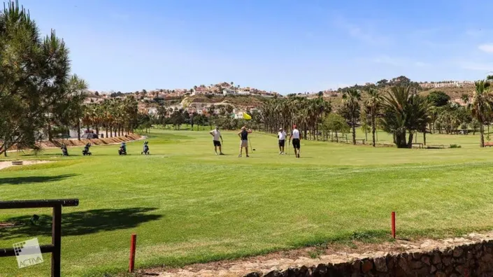 Image No.38-5 Bed Villa for sale