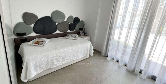 Image No.17-3 Bed Villa for sale