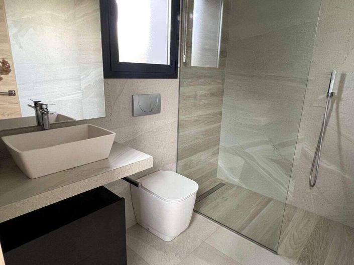 Image No.20-3 Bed Villa for sale