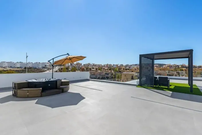 Image No.28-3 Bed Villa for sale