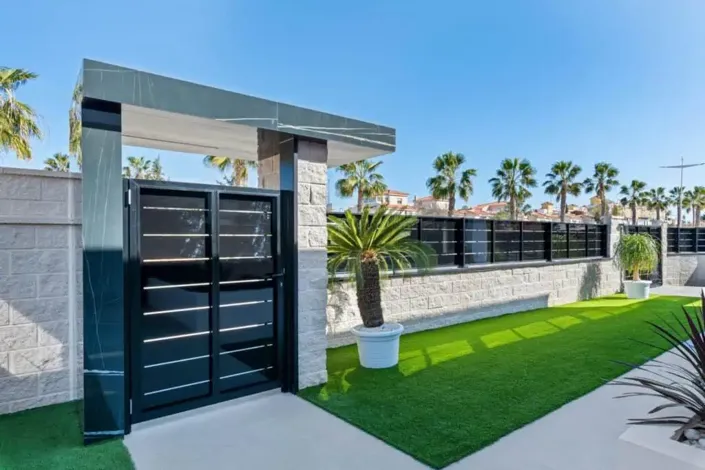 Image No.43-3 Bed Villa for sale