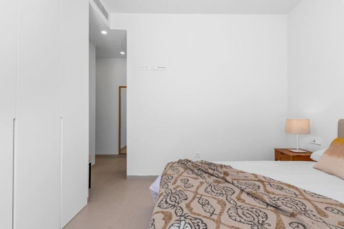 Image No.14-3 Bed Villa for sale