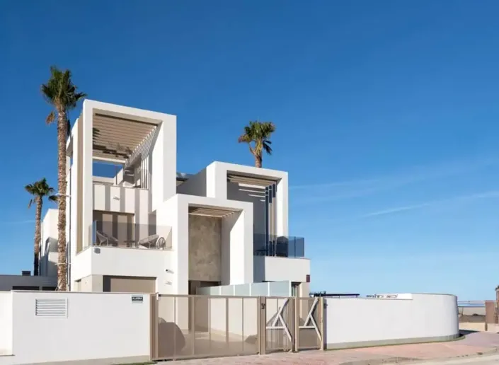 Image No.2-3 Bed Villa for sale