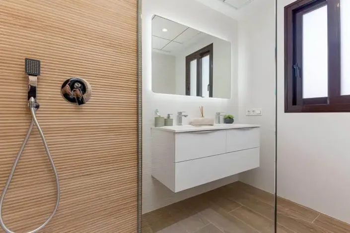 Image No.30-3 Bed Villa for sale