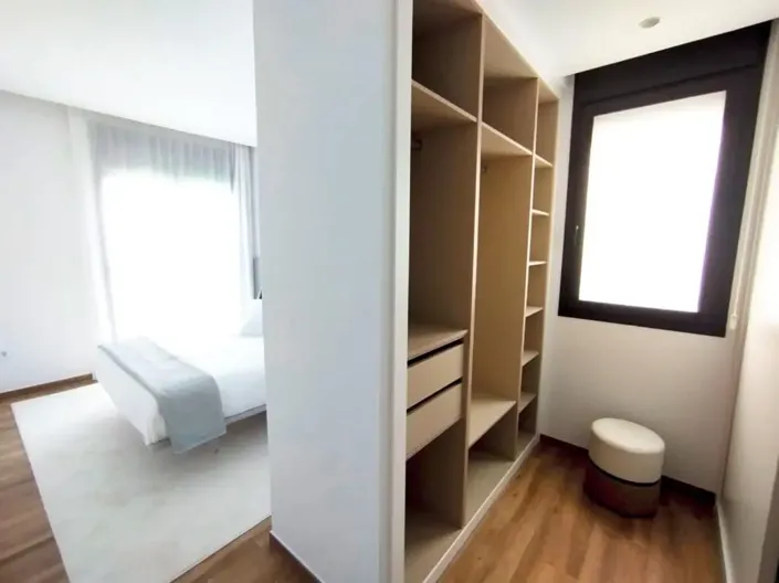 Image No.22-3 Bed Villa for sale