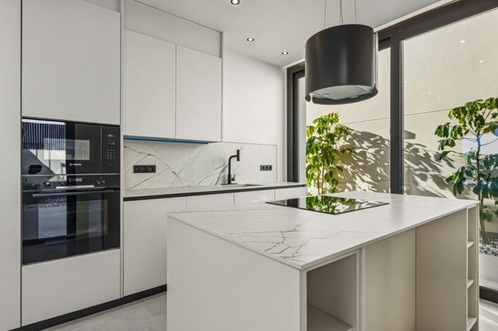 Image No.10-4 Bed Villa for sale