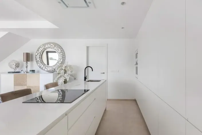 Image No.10-2 Bed Villa for sale