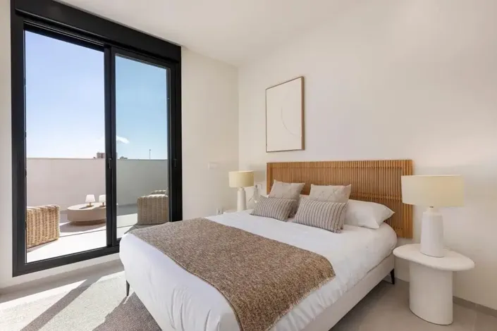 Image No.25-3 Bed Villa for sale