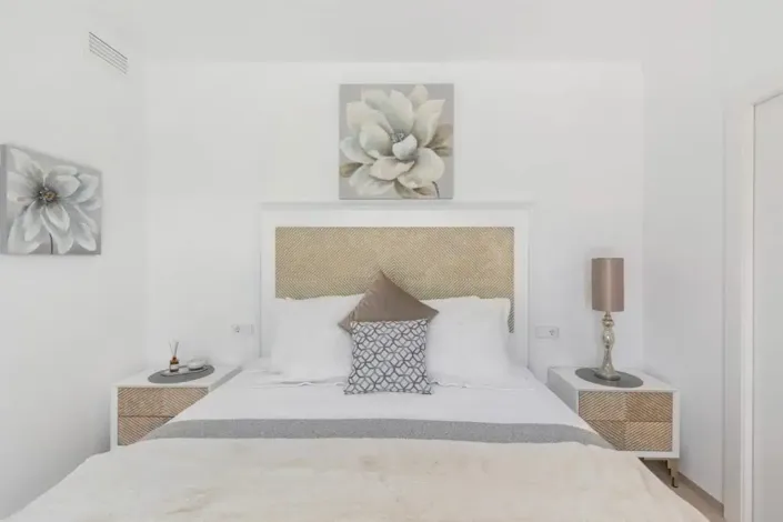 Image No.20-3 Bed Villa for sale