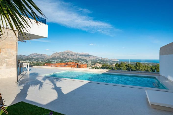 Image No.3-3 Bed Villa for sale