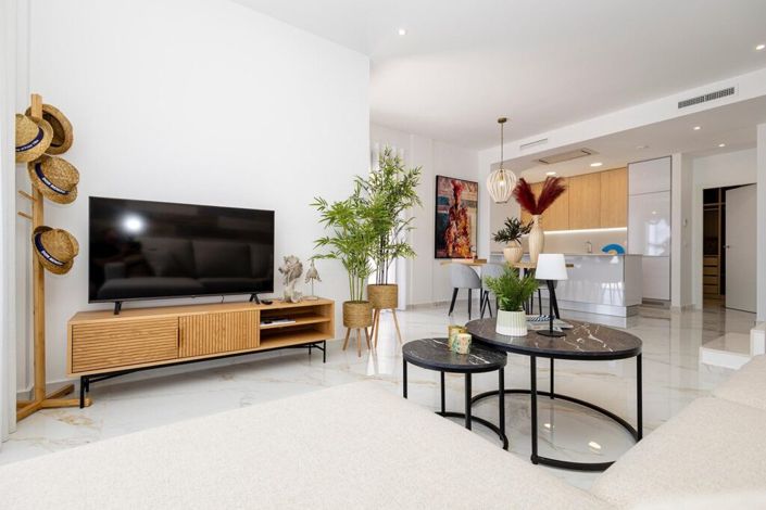 Image No.15-3 Bed Villa for sale