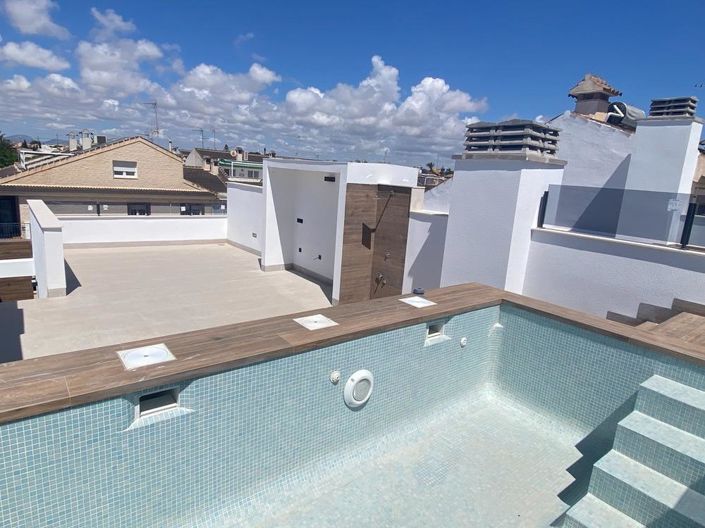 Image No.25-2 Bed Penthouse for sale