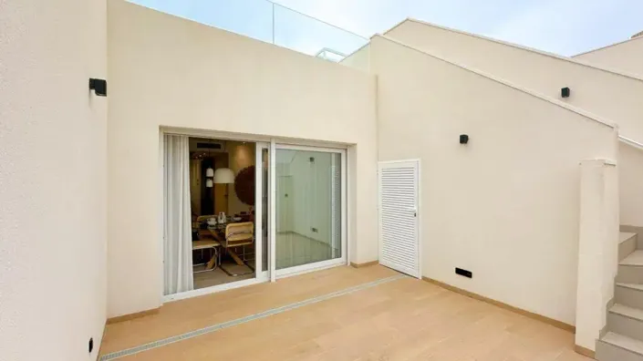 Image No.3-2 Bed Apartment for sale