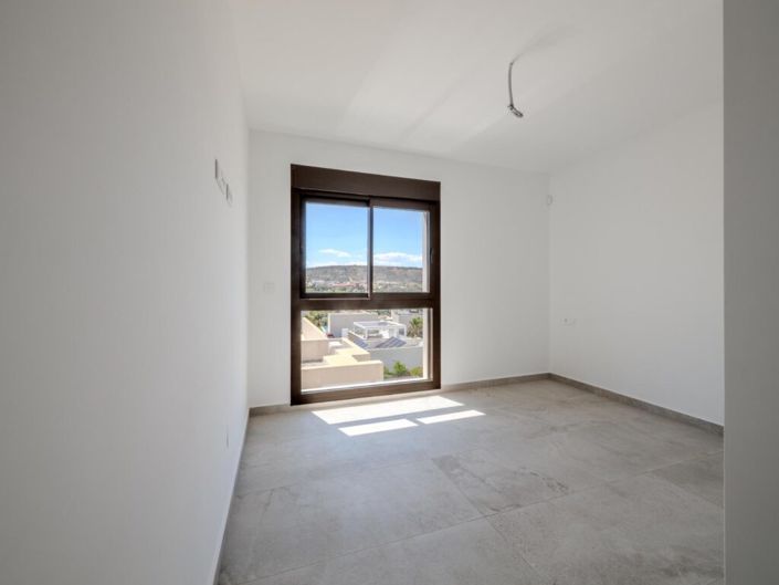 Image No.16-3 Bed Villa for sale