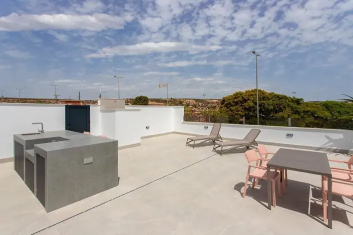 Image No.26-3 Bed Villa for sale