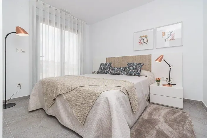 Image No.37-2 Bed Apartment for sale