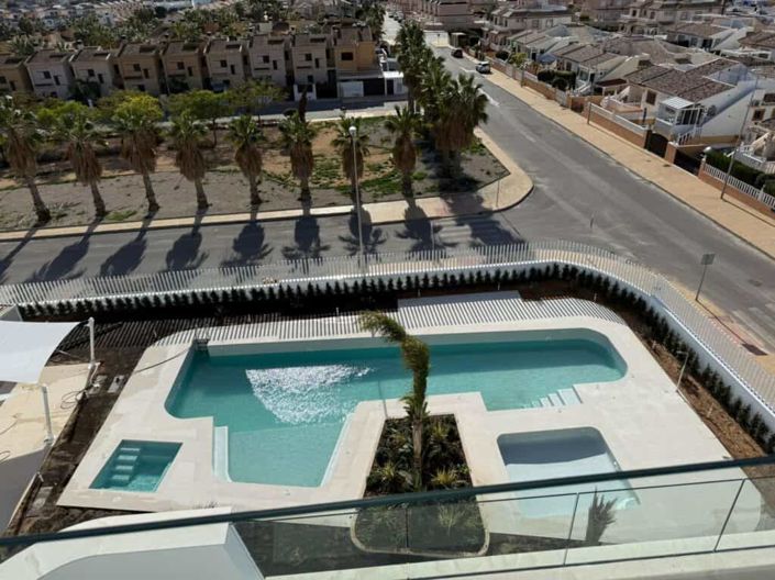 Image No.4-2 Bed Apartment for sale
