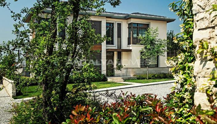 Image No.3-5 Bed House/Villa for sale