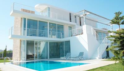 4 Bed Villa for sale