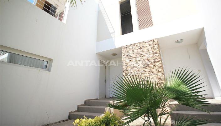 Image No.11-4 Bed Villa for sale