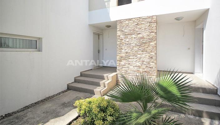 Image No.16-4 Bed Villa for sale